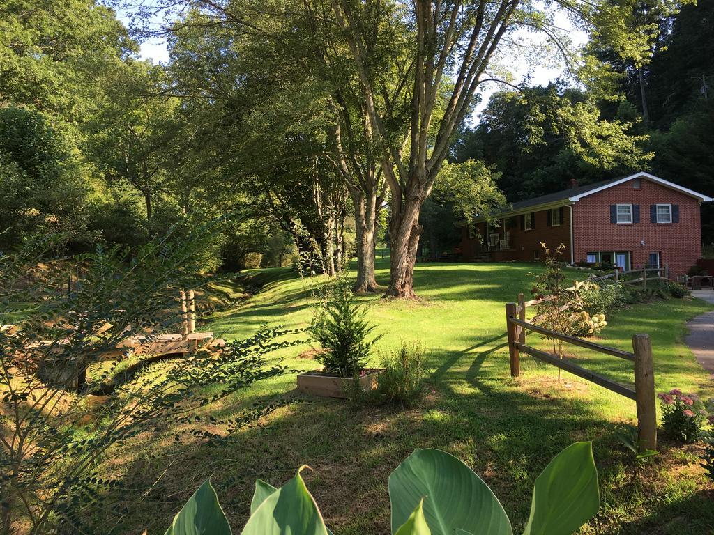 The Ashe Farm Acomodação com café da manhã Marshall Exterior foto