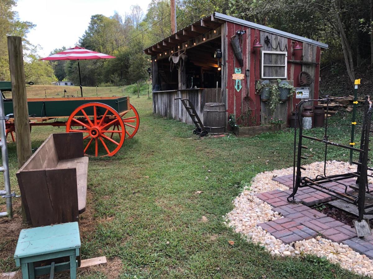 The Ashe Farm Acomodação com café da manhã Marshall Exterior foto